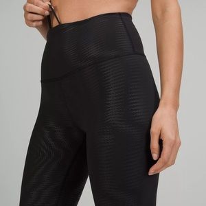 Women’s Lululemon Wunder Train leggings size 0